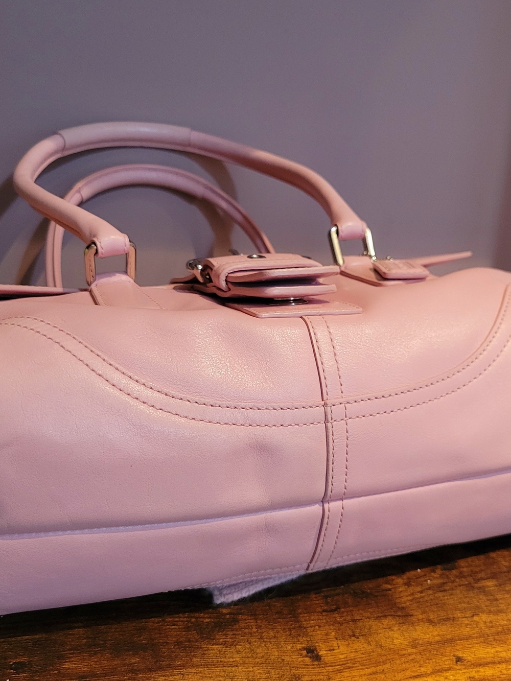 2004 Coach Hampton SOHO- Rare Petal color - Picture 5 of 8